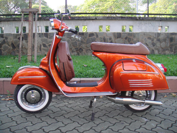 Vespa VLB Traffic Orange