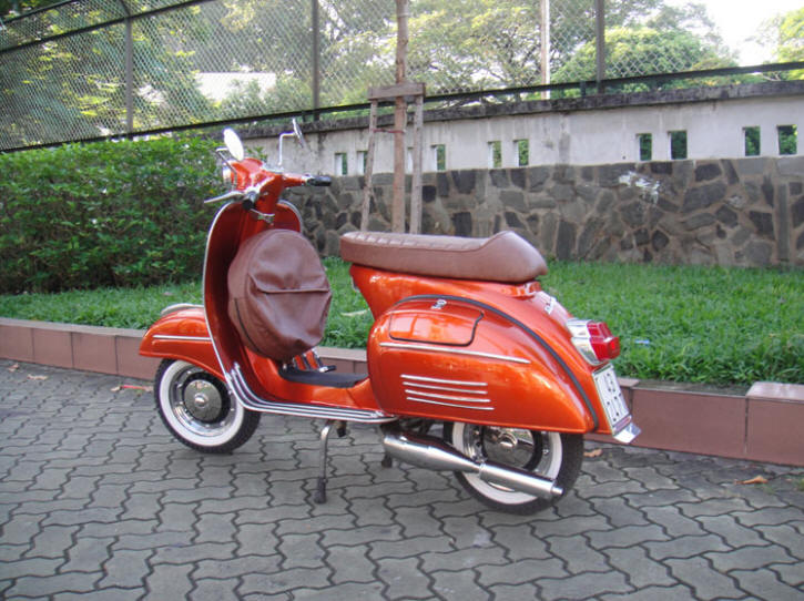 Vespa VLB Traffic Orange