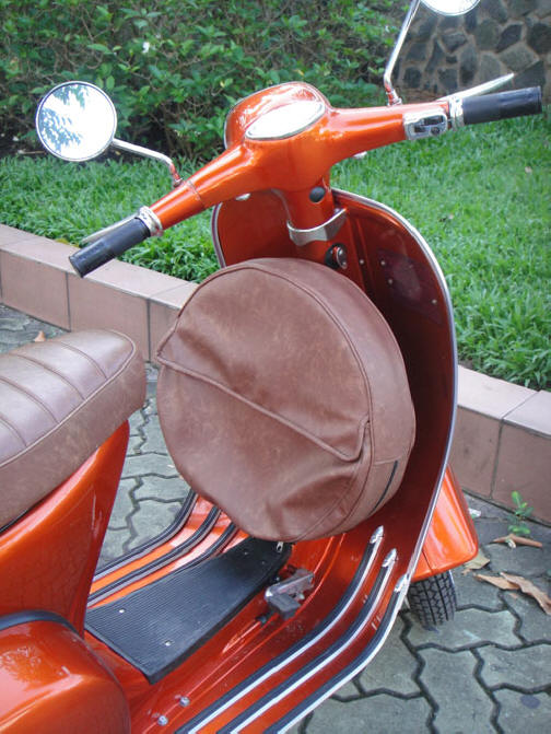 Vespa VLB Traffic Orange