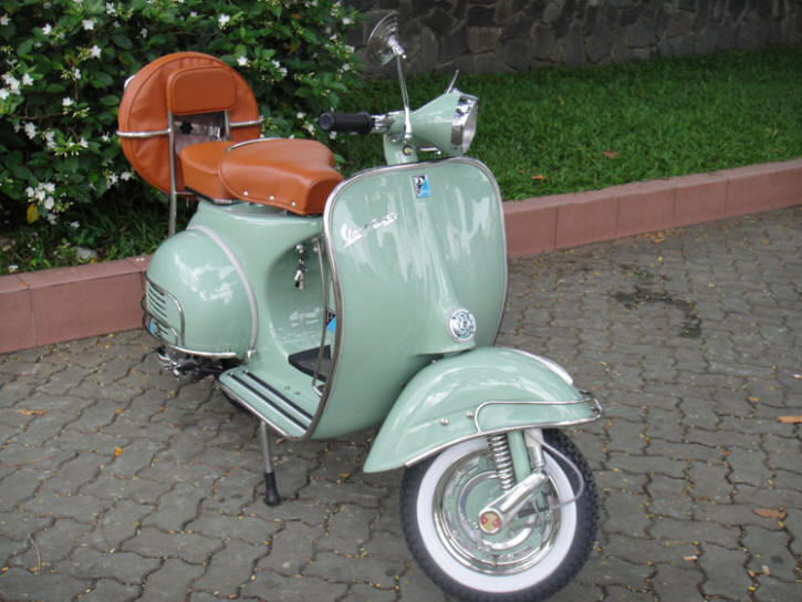 Vespa VBB Patina Green