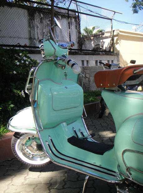 Vespa VBB Turkish Blue