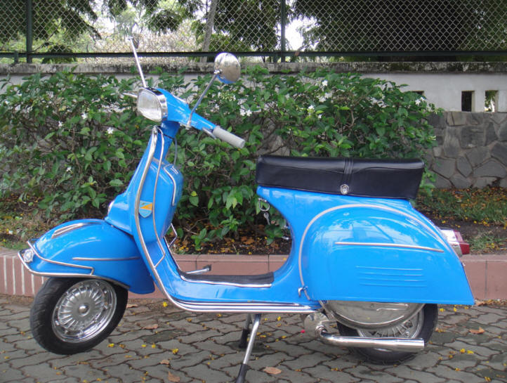 Vespa 180SS Blue