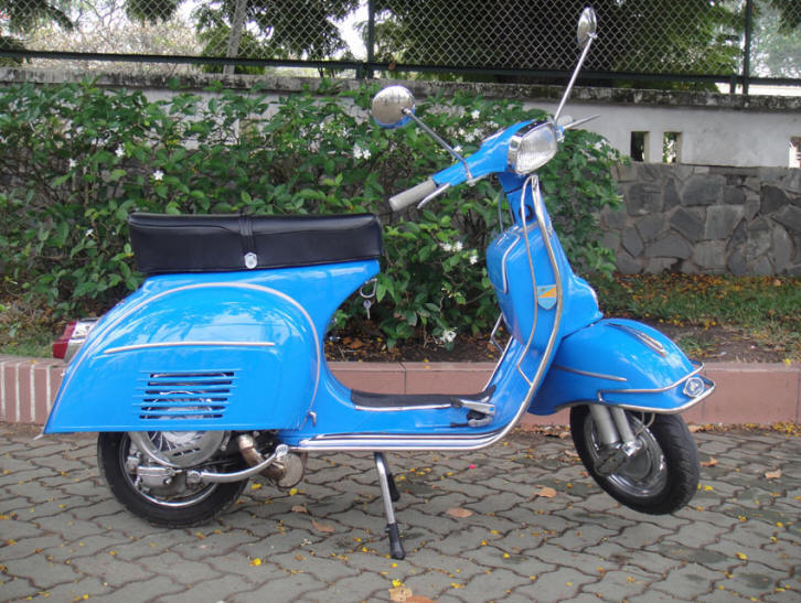 Vespa 180SS Blue