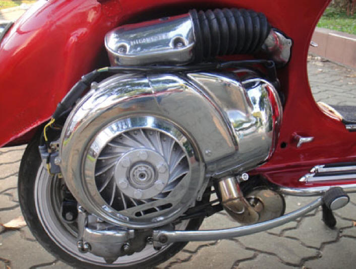 Vespa 180SS Red