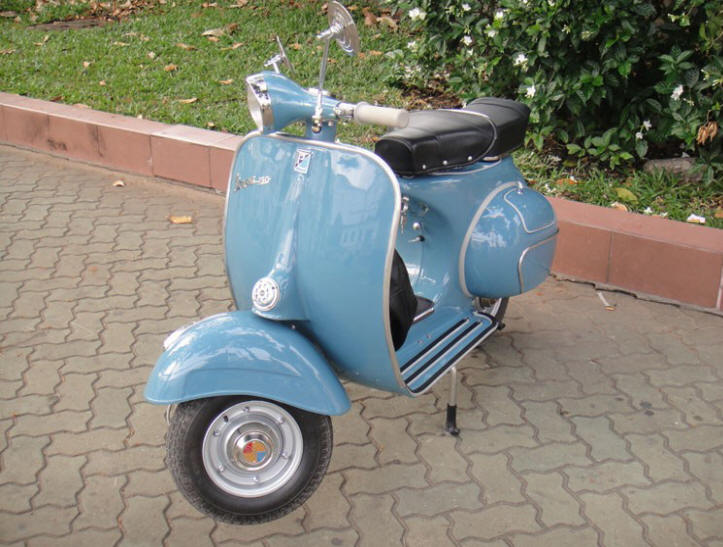 Vespa VBB Blue