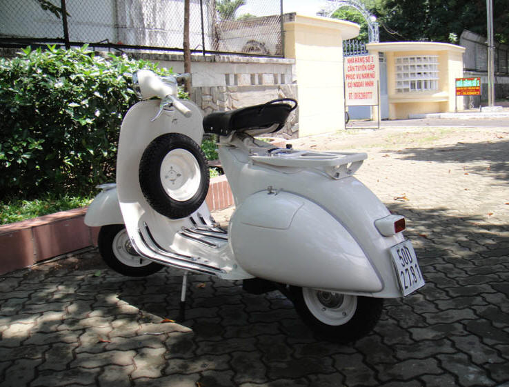 Vespa VB1 Cream