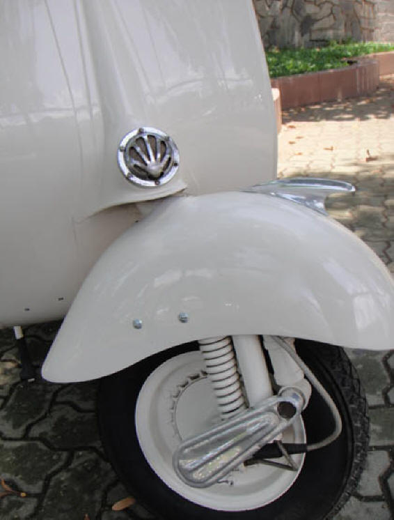 Vespa VB1 Cream