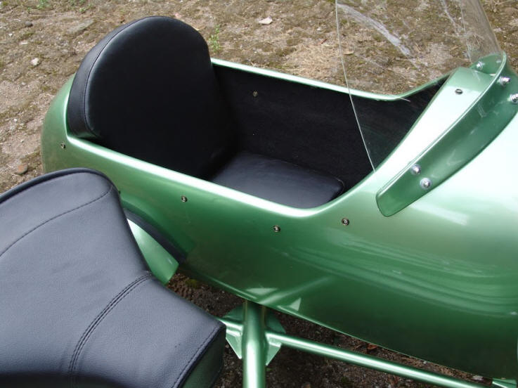 Vespa Faro Basso Green with Sidecar
