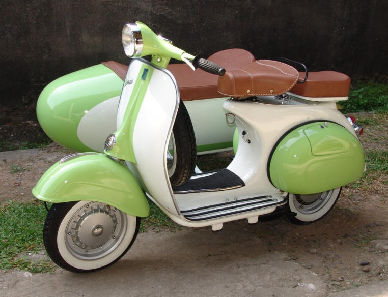 Vespa VBB Linden Green and White with Sidecar