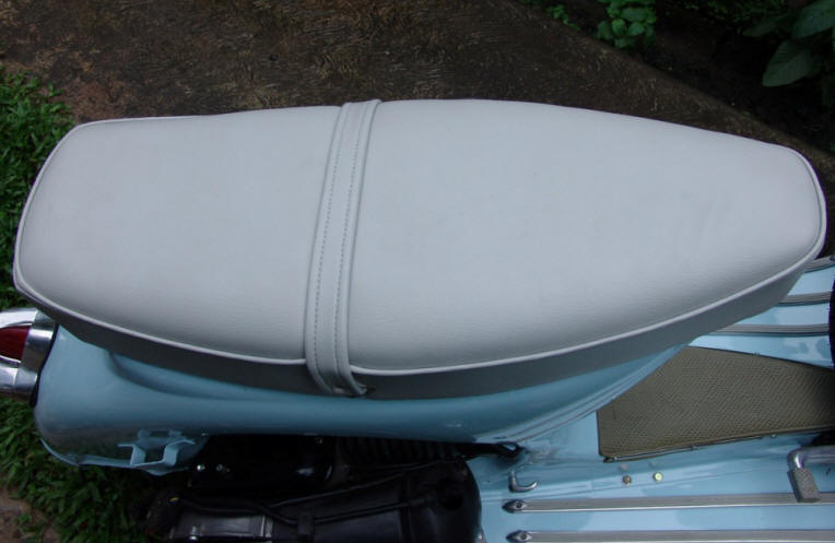 Vespa VNB Pastel Blue