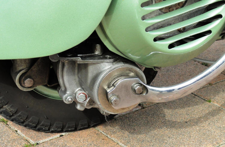 Vespa Faro Basso Green 1951