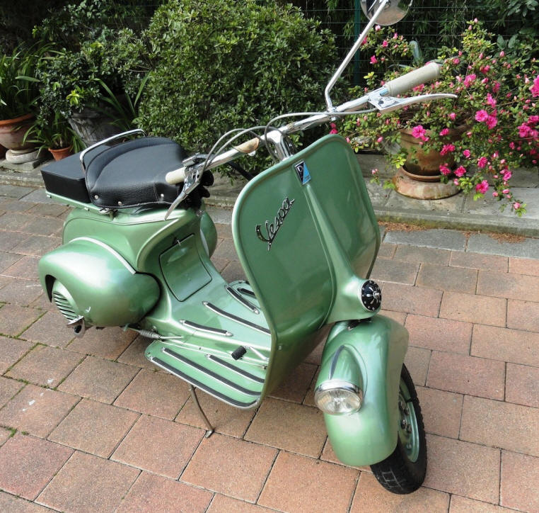 Vespa Faro Basso Green 1951
