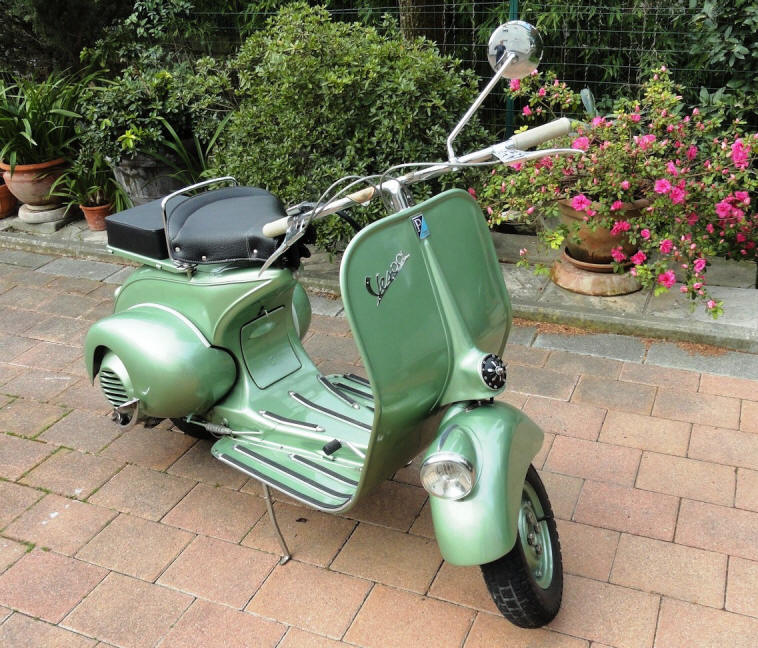 Vespa Faro Basso Green 1951