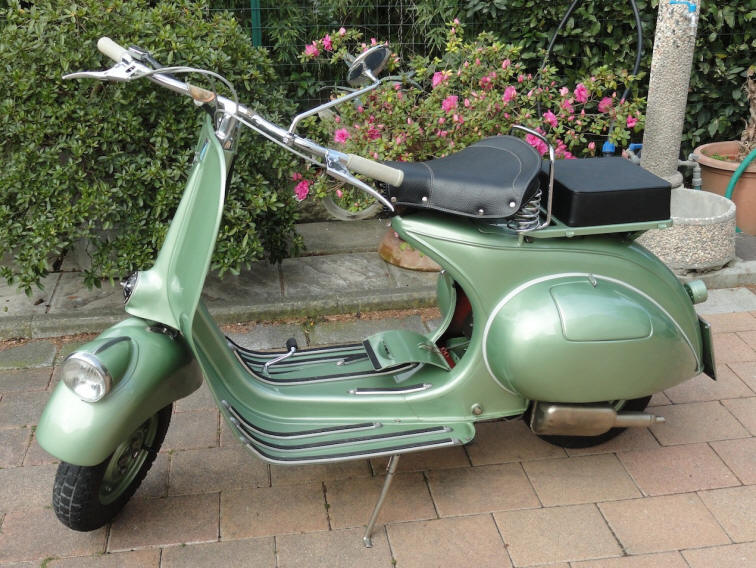 Vespa Faro Basso Green 1951