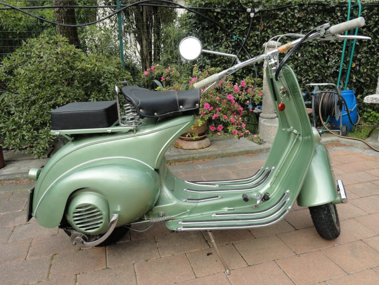 Vespa Faro Basso Green 1951