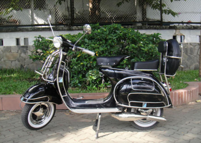 Vespa VBB Pure Black