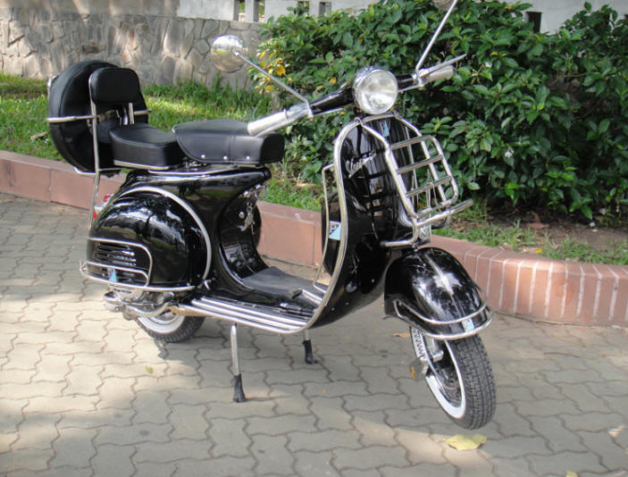 Vespa VBB Pure Black