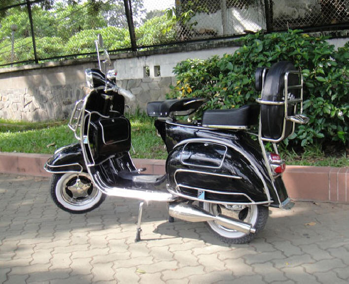 Vespa VBB Pure Black