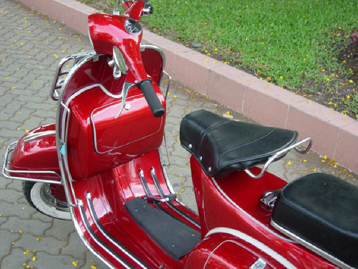 Vespa VBC Red