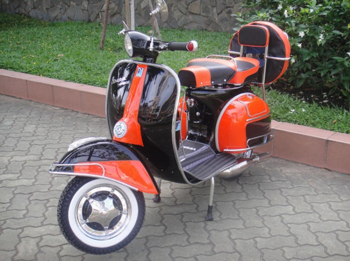 Vespa VBC Black and Orange
